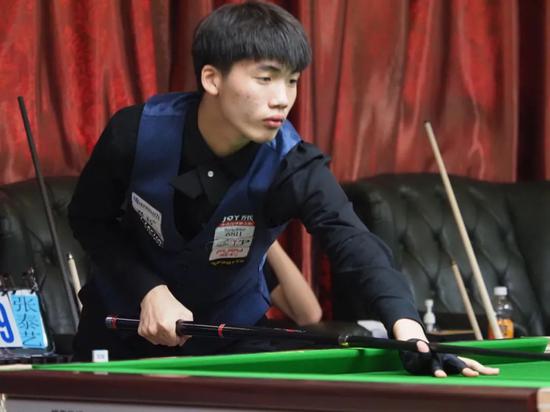 却意外地一 却意外地一