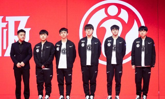 的薪资收入 的薪资收入