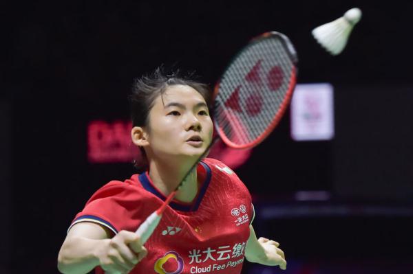 逐渐脱离他 逐渐脱离他